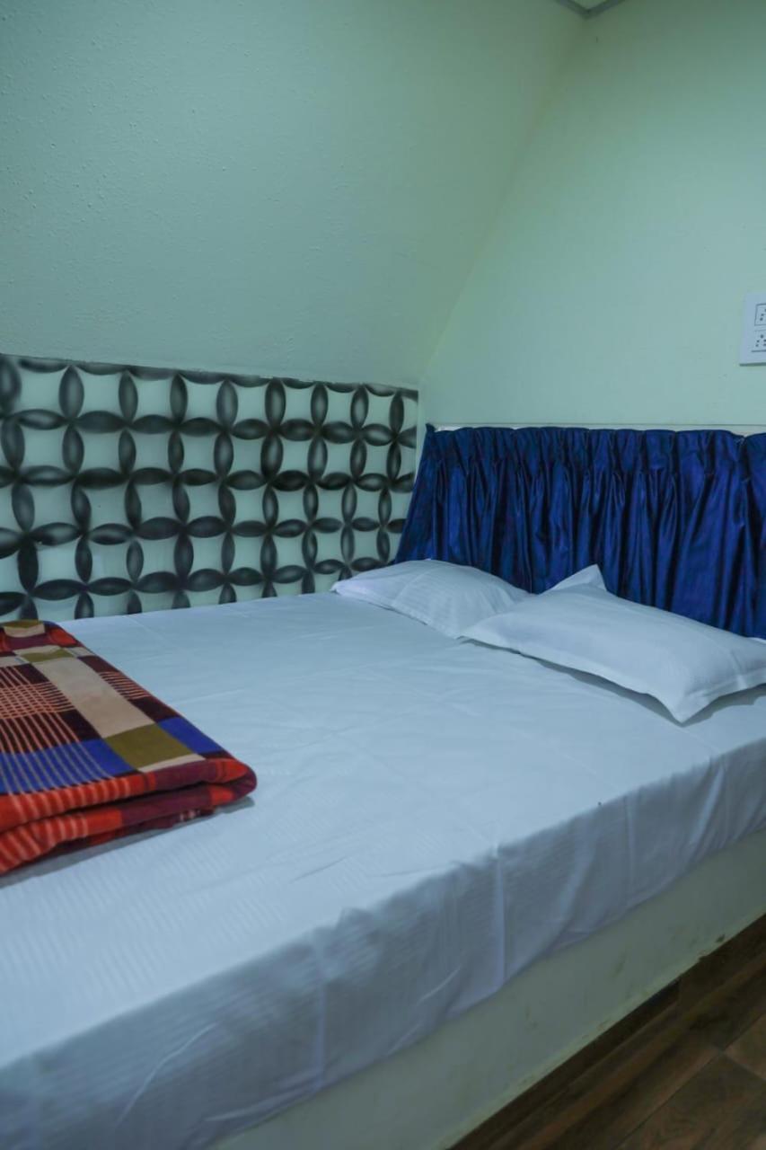 Rock Campers Hotel And Resort Chillithodu Dış mekan fotoğraf